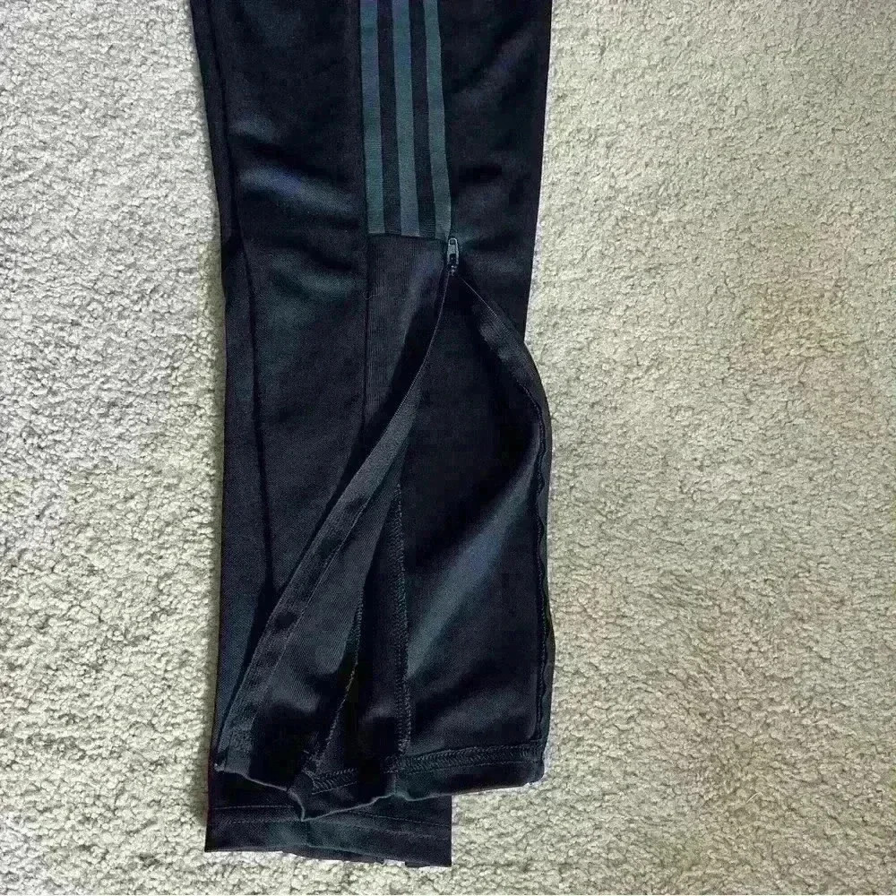Adidas PrimeGreen Pants- Black with Gray 3 stripes - Picture 6 of 10